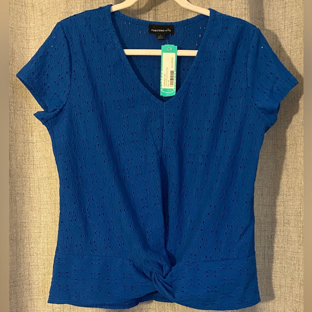 Fortune + Ivy Trini Front Knot Knit Top